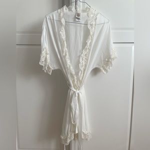 In Bloom by Jonquil robe - Medium